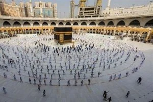 قرار جديد من السعودية بشأن العمرة