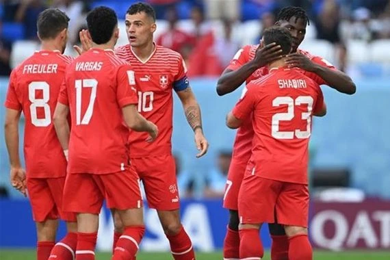 سويسرا تهزم الكاميرون في كأس العالم