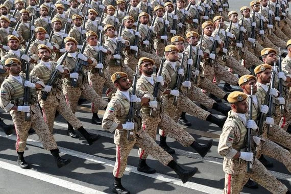 الجيش الإيراني يحذر: سنرد بحزم على أي اعتداء على وحدة اراضي الجمهورية