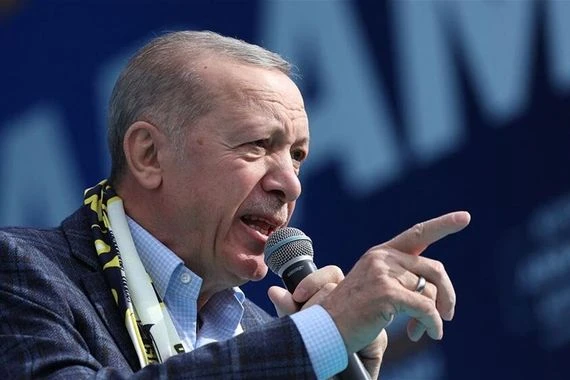 أردوغان: أرى نصرا تاريخيا يوم غد