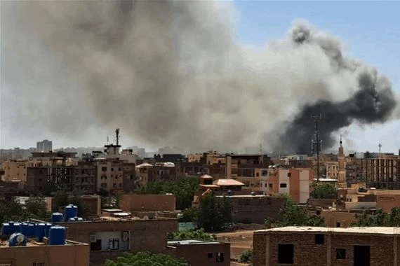 السودان.. غارات عنيفة ومكثفة لـالجيش على مواقع الدعم في الخرطوم