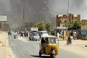 السودان.. اشتباكات عنيفة تتجدد في محيط قيادة الجيش في الخرطوم