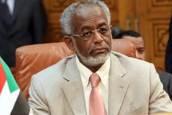 استهدفت وزير خارجية حكومة البشير.. عقوبات جديدة على السودان