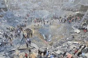 400 شهيد وجريح.. غارات إسرائيلية تدمر حي كامل شمال غزة