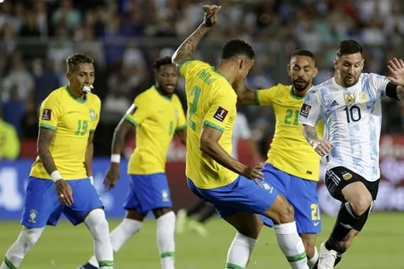 تصفيات كأس العالم 2026.. معركة كروية منتظرة بين البرازيل والأرجنتين