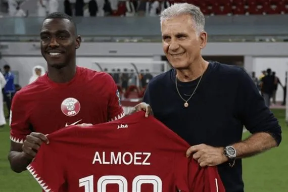 قبيل كأس اسيا.. قطر تعفي مدرب المنتخب كيروش