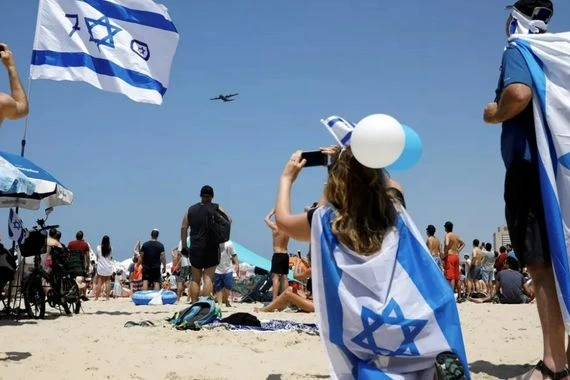 كيف تجند إيران جواسيس لها في إسرائيل؟ هآرتس: نقطة ضعف خطيرة تستغلها طهران مجدداً لإسقاط العملاء!