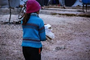 “سيكون سبباً لموت الفقراء جوعاً”.. فيتو روسي على إيصال المساعدات لسوريا يهدد الملايين في إدلب بمجاعة كبرى