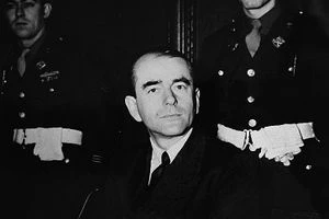 الوزير الألماني الذي نجا من الإعدام.. ألبرت سبير، النازي المقرب من هتلر الذي اعتذر فنال حكماً مخففاً