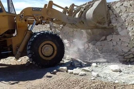 رفع تجاوزات الزعفرانية.. شخص يفتح النار على البلدية والأمن يفرض طوقاً