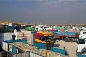 ارتفاع حجم الصادرات من منفذ حدودي بين إيران والعراق بنسبة تصل لـ300%