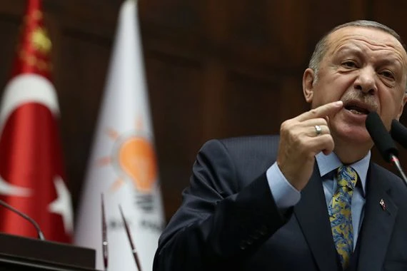 طبول الحرب تقرع.. أردوغان لليونان: يمكن أن نأتيكم بغتة والرسالة وصلت