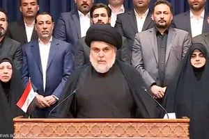 "تضامنا مع الصدريين".. 3 نواب "بدلاء" يعتذرون عن أداء اليمين الدستورية في البرلمان العراقي