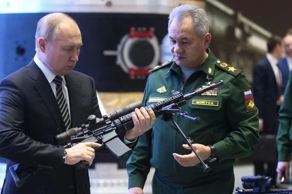بوتين يوجه بوقف إطلاق النار في أوكرانيا بهذا التاريخ