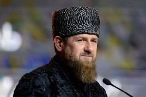 بعيداً عن الحرب.. الرئيس الشيشاني يحتفل بعودة "زازو"
