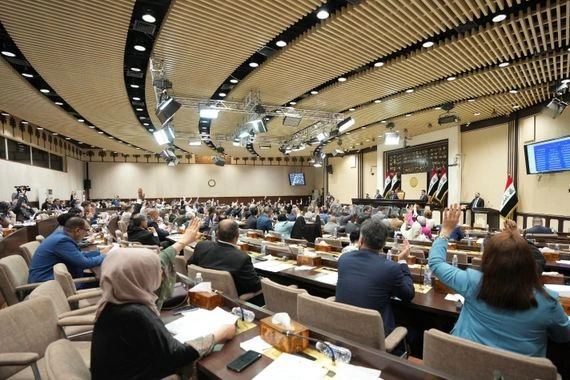إلزام اقليم كوردستان بإعادة 10% شهرياً من الرواتب المستقطعة للموظفين