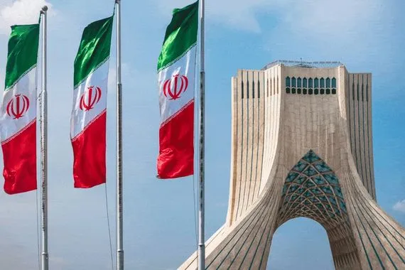 انتقدت سيئول ودول "التجميد".. طهران تعلن إطلاق "مواردها المالية" بأمر أمريكي
