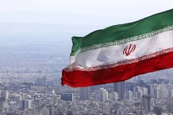 الجيش الإيراني يكشف عن مسيّرة مخصصة لضرب حيفا وتل أبيب