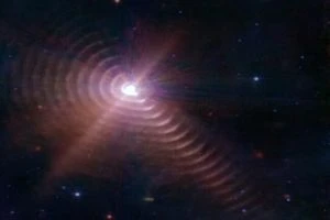جيمس ويب يحل لغز جسم غامض يبعد عنا 5 آلاف سنة ضوئية أثار تكهنات حول علاقته بالكائنات الفضائية
