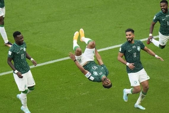 مونديال 2022.. ماذا تحتاج السعودية في مباراتها ضد بولندا للتأهل مباشرة وضمان الصدارة؟