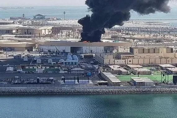 اندلاع حريق ضخم قرب ملعب لوسيل في قطر