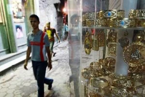 تحرك في مصر بعد وصول سعر الذهب إلى مستوى قياسي