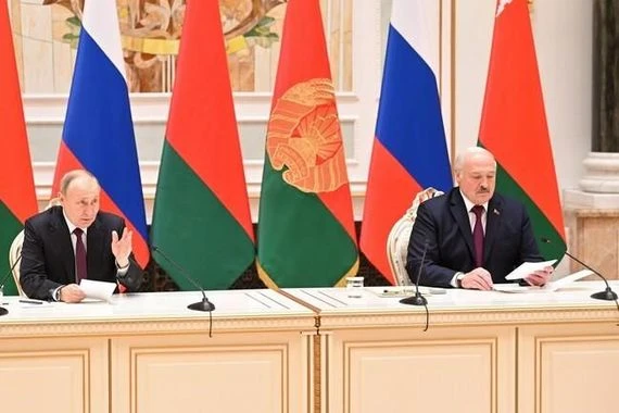 بوتين: لا نسعى لضمّ بيلاروس