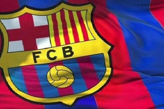 برشلونة وريال مدريد يقتحمان سباق زميل ميسي
