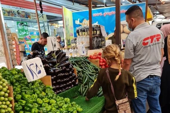 التجارة تعلن حملة لمراقبة السوق ومنع أي ارتفاع لأسعار المواد الغذائية خلال رمضان