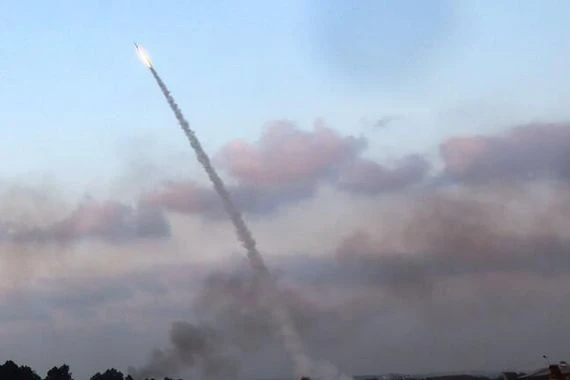 سقوط مقذوف صاروخي بمستوطنة شرقي غزة