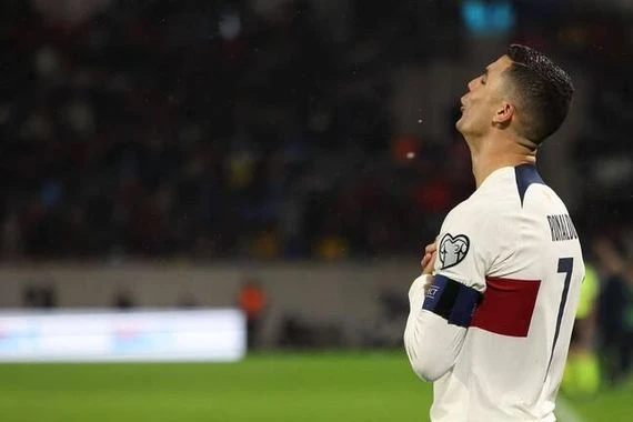 العقوبة المنتظرة ضد كريستيانو رونالدو بعد فضيحة "الحركة اللاأخلاقية" في الدوري السعودي
