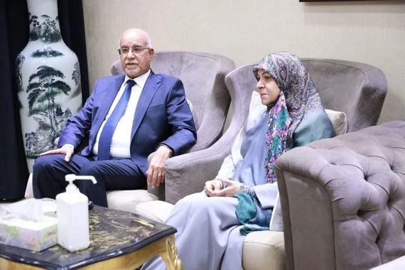 بحضور حنان الفتلاوي.. لقاء بين وزير الصحة ورئيس جامعة بابل