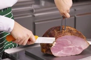 نوعان من اللحوم يمكن أن يزيدا من خطر الإصابة بسكتة دماغية بنسبة 14%