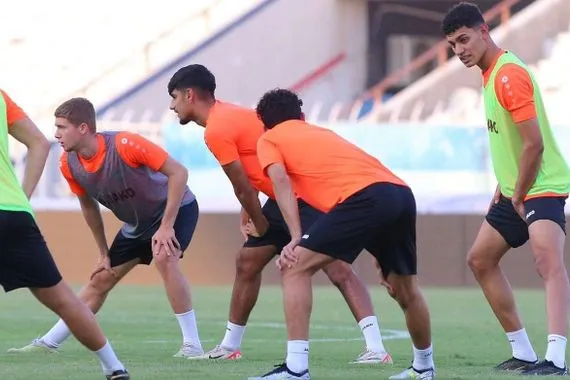 مقابلة حماسية.. منتخبنا الوطني يواجه تايلاند بنهائي كأس الملك اليوم