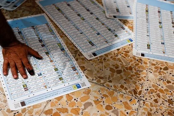 قوة امنية تعثر على الفي ورقة اقتراع لتحالف الحلبوسي في الانبار