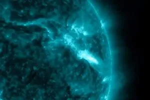 بموسم الأعاصير الشمسية.. "ناسا" توثق توهجاً شمسياً الأقوى منذ 6 سنوات قادر على تعطيل الأقمار الاصطناعية